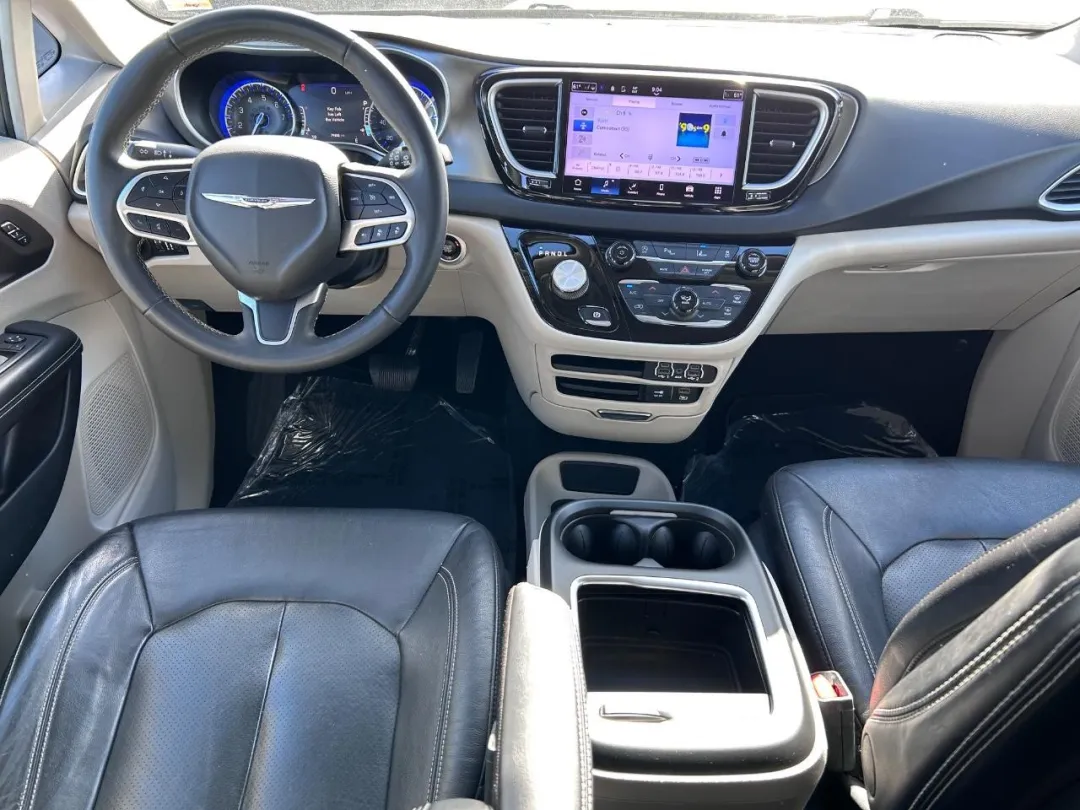 2022 Chrysler Pacifica - 2C4RC1BG6NR138640 - Image #12