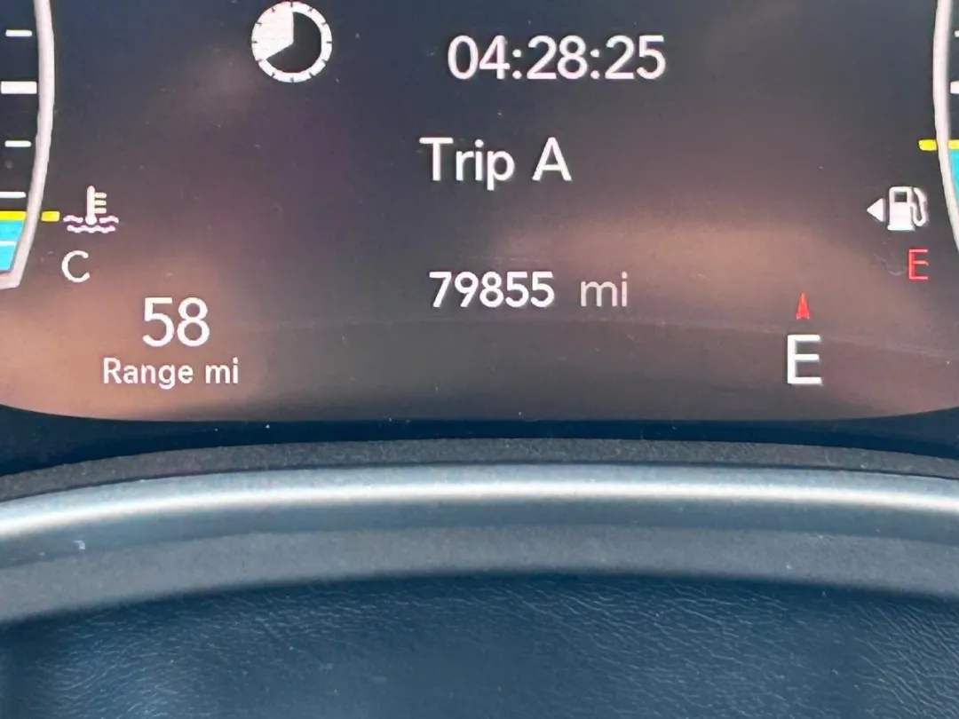 2022 Chrysler Pacifica - 2C4RC1BG6NR138640 - Image #23