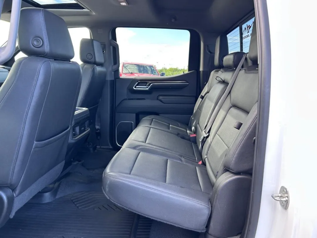 2022 Chevrolet Silverado 1500 - 3GCUDFED4NG614430 - Image #8