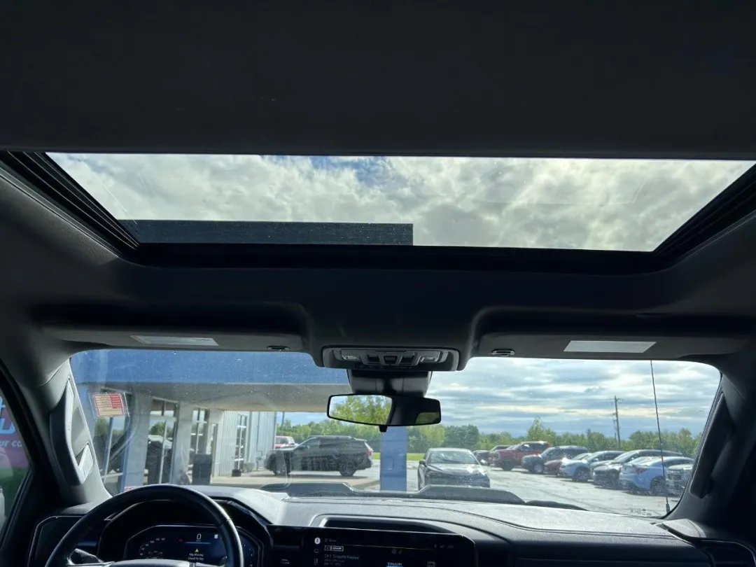 2022 Chevrolet Silverado 1500 - 3GCUDFED4NG614430 - Image #9